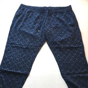 "Old Navy" Patterned Draw String Pants (XL)